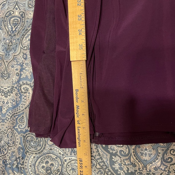 R&M Richards plum flare 2-piece evening dress - Picture 12 of 12